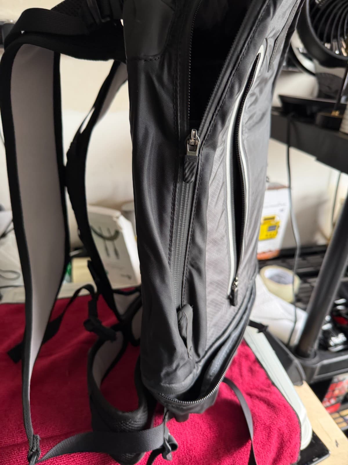 Nike Black Reflective Dotted Backpack – Athletic Gym Laptop Bag - Thumbnail 11
