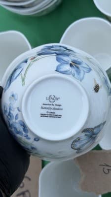 Lenox Butterfly Meadow & Monarch 86 Pc Dinnerware Set Plates Bowls Mugs - Thumbnail 17