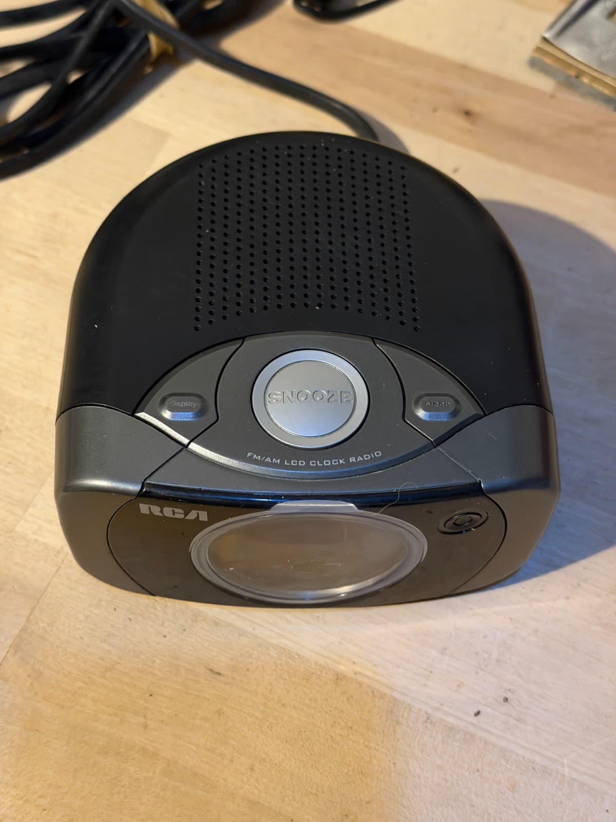 RCA RP5412A FM/AM Digital Alarm Clock Radio – Tested & Working - Thumbnail 7