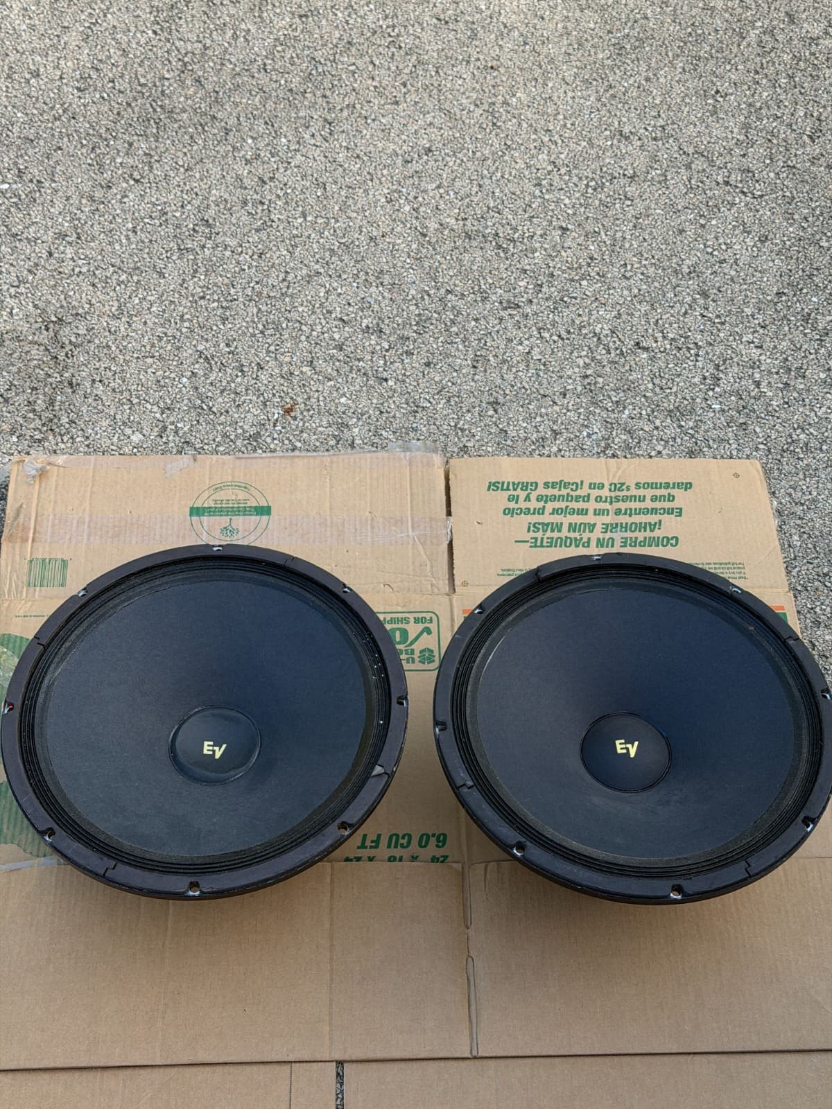 Pair Electro-Voice EVM-18B Series II 18" 8Ω Speakers – Untested - Thumbnail 2