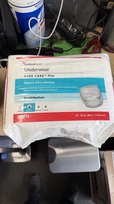 Cardinal Health Sure Care Plus Underwear S/M Heavy Absorbency 20 Pack - Thumbnail 2