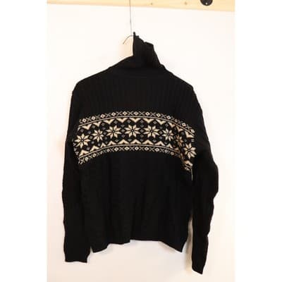Black Fair Isle Snowflake Cable Knit Turtleneck Sweater Vintage Style Ribbed