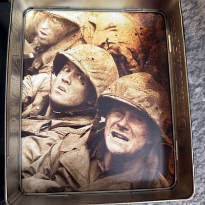 The Pacific DVD Box set - Thumbnail 5