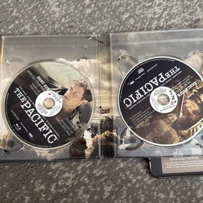 The Pacific DVD Box set - Thumbnail 8