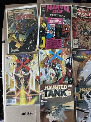 Comic Book Lot Marvel DC Vertigo Indie – Power Man Iron Fist Haunted Tank - Thumbnail 2