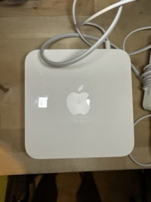 Apple AirPort Extreme Base Station A1143 Wi-Fi Router with Power Adapter