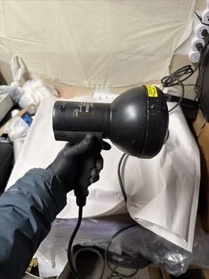 Tracerline TP-1200A UV Inspection Lamp with Case – Tested & Working - Thumbnail 11