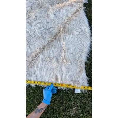 Set of 4 Faux Sheepskin Rugs Cream Shaggy Plush Accent Floor Mats 23x36 - Thumbnail 8