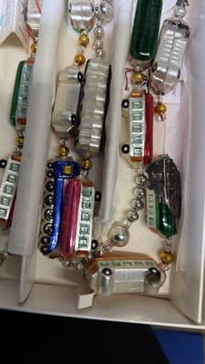 Christopher Radko Train Garland w/ Box AS IS READ 2 Cars Damaged” - Thumbnail 10