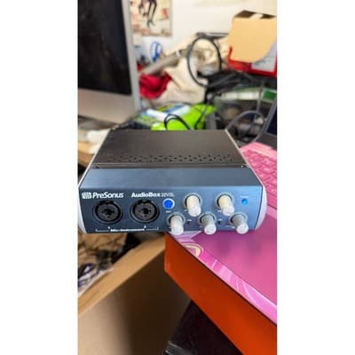 PreSonus AudioBox 22VSL USB 2.0 Audio Interface 24-Bit 96kHz Recording System - Thumbnail 2