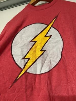The Flash DC Comics Logo T-Shirt Red Graphic Tee Size L - Thumbnail 4