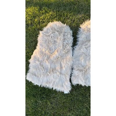 Set of 4 Faux Sheepskin Rugs Cream Shaggy Plush Accent Floor Mats 23x36 - Thumbnail 6