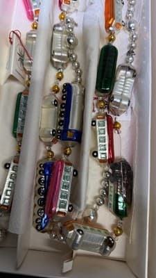 Christopher Radko Train Garland w/ Box AS IS READ 2 Cars Damaged” - Thumbnail 11
