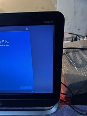 HP Pavilion 20 All-in-One PC – 20” Desktop w/ Power Cord, Mouse & Keyboard - Thumbnail 7