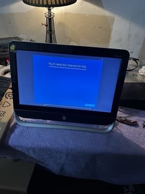 HP Pavilion 20 All-in-One PC – 20” Desktop w/ Power Cord, Mouse & Keyboard - Thumbnail 3