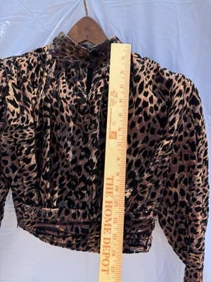 Camila Coelho Leopard Velvet Crop Top XS Puff Sleeve Animal Print Blouse - Thumbnail 2