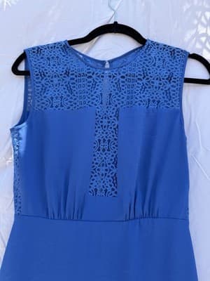 BCBGMAXAZRIA Blue Lace Overlay Sleeveless Fit Flare Dress XXS Mini - Thumbnail 2