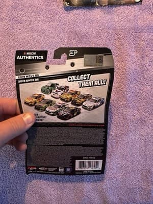 NASCAR Authentics Jimmie Johnson #48 Ally Car 1:64 Diecast 2019 Wave 05 - Thumbnail 5