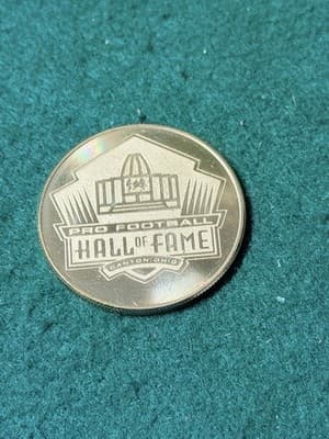 NFL Pro Football Hall of Fame Canton Ohio Gold Tone Coin Token Official