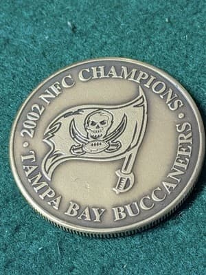 Tampa Bay Buccaneers Super Bowl XXXVII Champions Coin 2002 NFL Limited