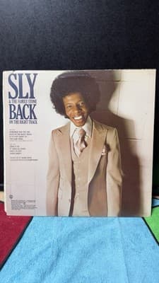 Sly & The Family Stone – Back On The Right Track (1979) LP Funk Soul - Thumbnail 2