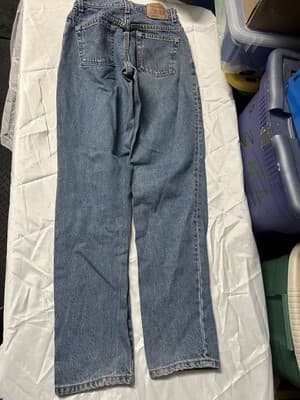 Levi’s 550 Relaxed Fit Jeans Men’s 32x30 Blue Denim - Thumbnail 2