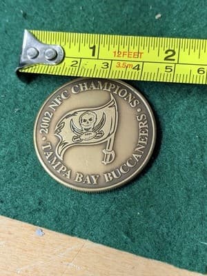 Tampa Bay Buccaneers Super Bowl XXXVII Champions Coin 2002 NFL Limited - Thumbnail 5