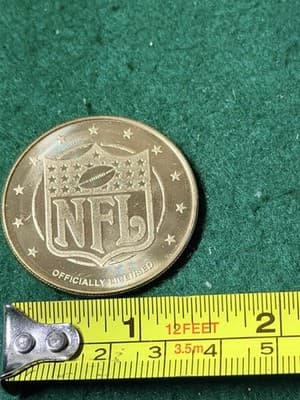 NFL Pro Football Hall of Fame Canton Ohio Gold Tone Coin Token Official - Thumbnail 7