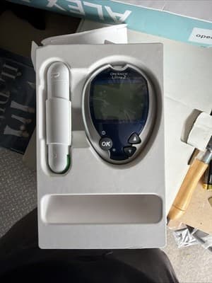 OneTouch Ultra 2 Blood Glucose Monitor - Thumbnail 5