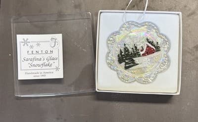 Fenton Sarafina’s Glass Snowflake V-Miracle Ornament Iridescent w Box