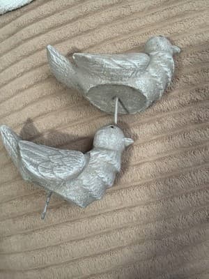 Vintage Rustic Bird Figurines on Metal Stakes – Farmhouse Décor | Set of 2 - Thumbnail 2