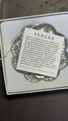Fenton Sarafina’s Glass Snowflake V-Miracle Ornament Iridescent w Box - Thumbnail 10