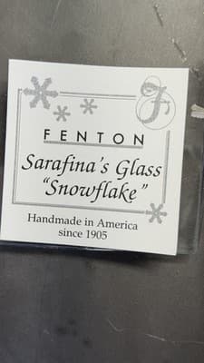 Fenton Sarafina’s Glass Snowflake V-Miracle Ornament Iridescent w Box - Thumbnail 9
