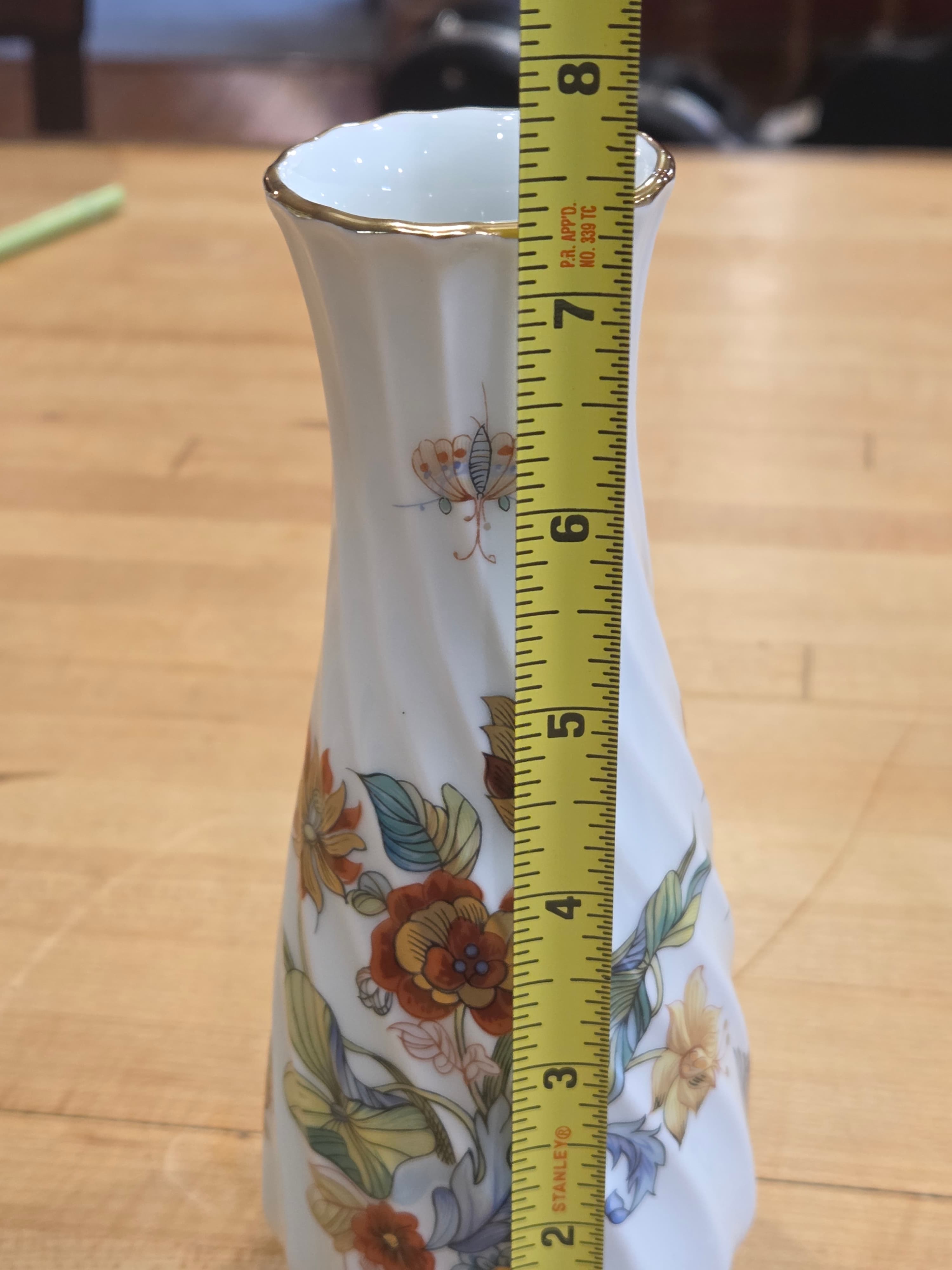 Vintage Haviland Limoges Cathay Fine Porcelain 7 Inch Swirl Vase Gold Trim - Thumbnail 6