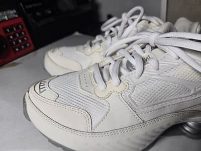 Nike Shox Enigma Silver White Women's Running Shoes Sz 7(BQ9001-003) - Thumbnail 2