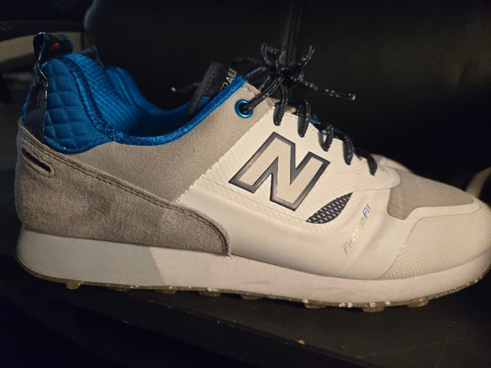New Balance Shoes Mens 10 Trailbuster Re-engineered Sneakers TBTFHWB Grey Suede