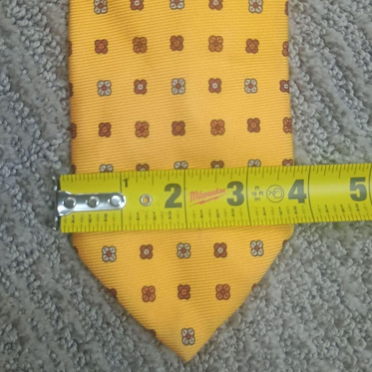 Vintage Brooks Brothers Makers Silk Tie, Yellow Floral Foulard - Made in USA. This classic necktie features a vibrant yellow base with a sophisticated repeating floral foulard pattern in brown and white. Handcrafted from premium 100% silk. - Thumbnail 6