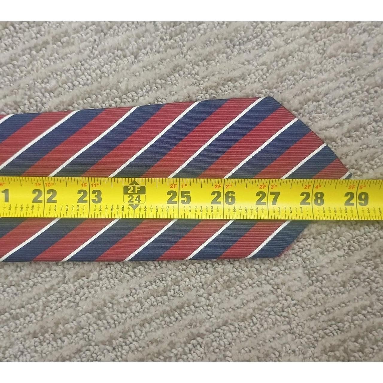 Brooks Brothers Makers necktie. - Thumbnail 4