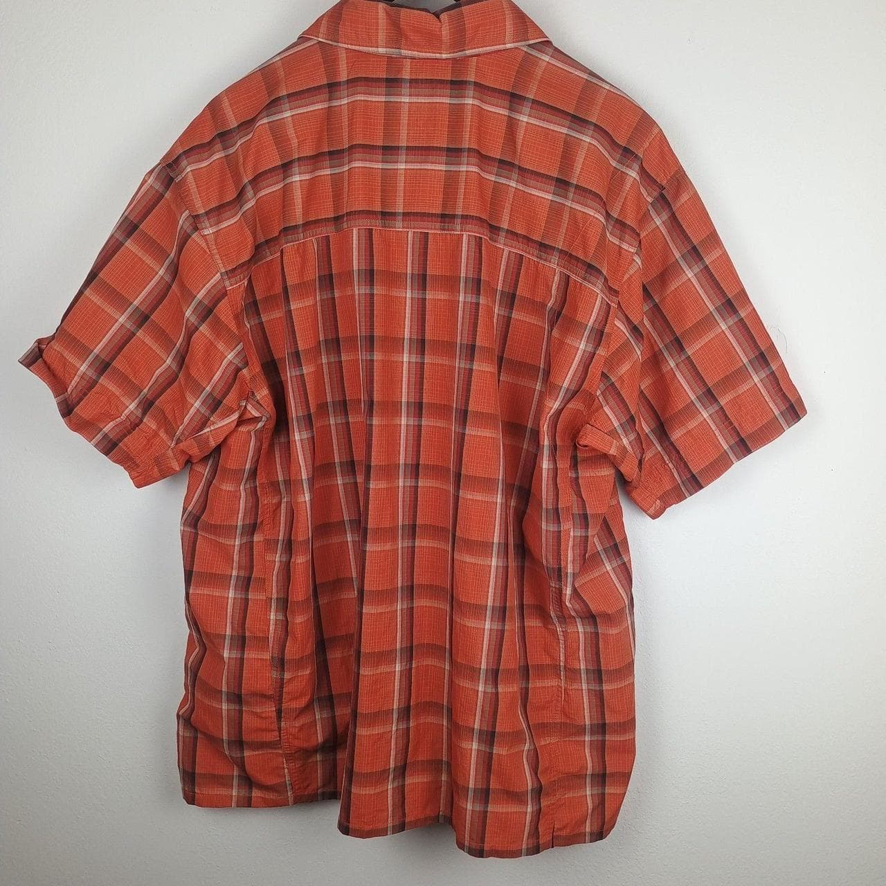 MOUNTAIN HARDWARE CANYON SHORT SLEEVE SHIRT MENS LARGE ORANGE PLAID - Thumbnail 4