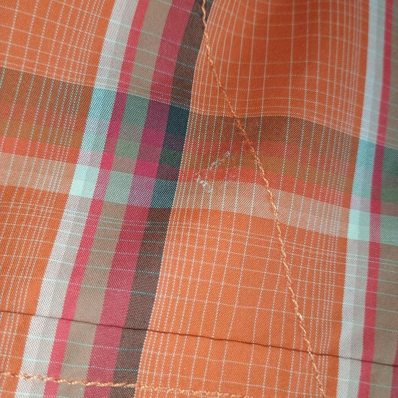 MOUNTAIN HARDWARE CANYON SHORT SLEEVE SHIRT MENS LARGE ORANGE PLAID - Thumbnail 8