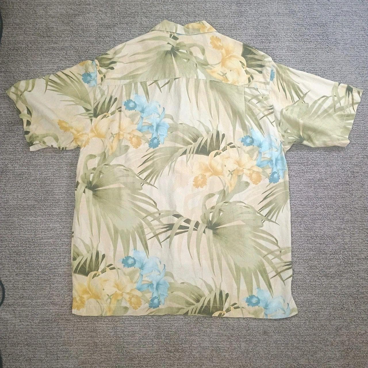 Tommy Bahama Silk Shirt Mens Medium Hawaiian Leaf Aloha Camp Button Short Sleeve - Thumbnail 5