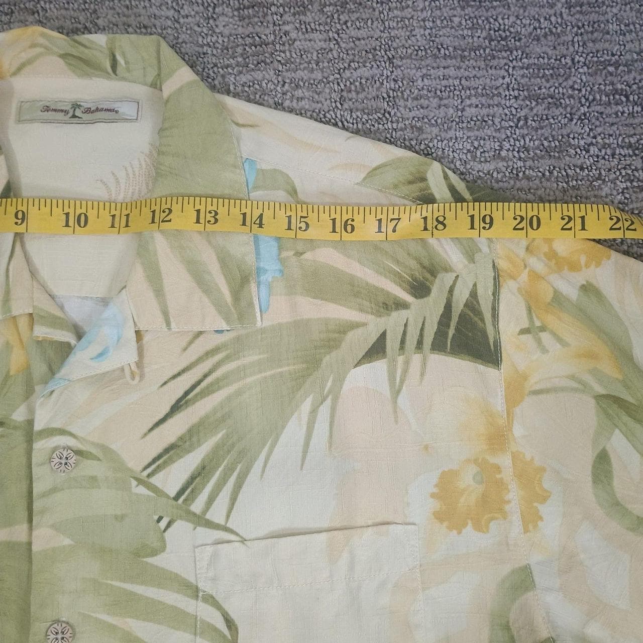 Tommy Bahama Silk Shirt Mens Medium Hawaiian Leaf Aloha Camp Button Short Sleeve - Thumbnail 6
