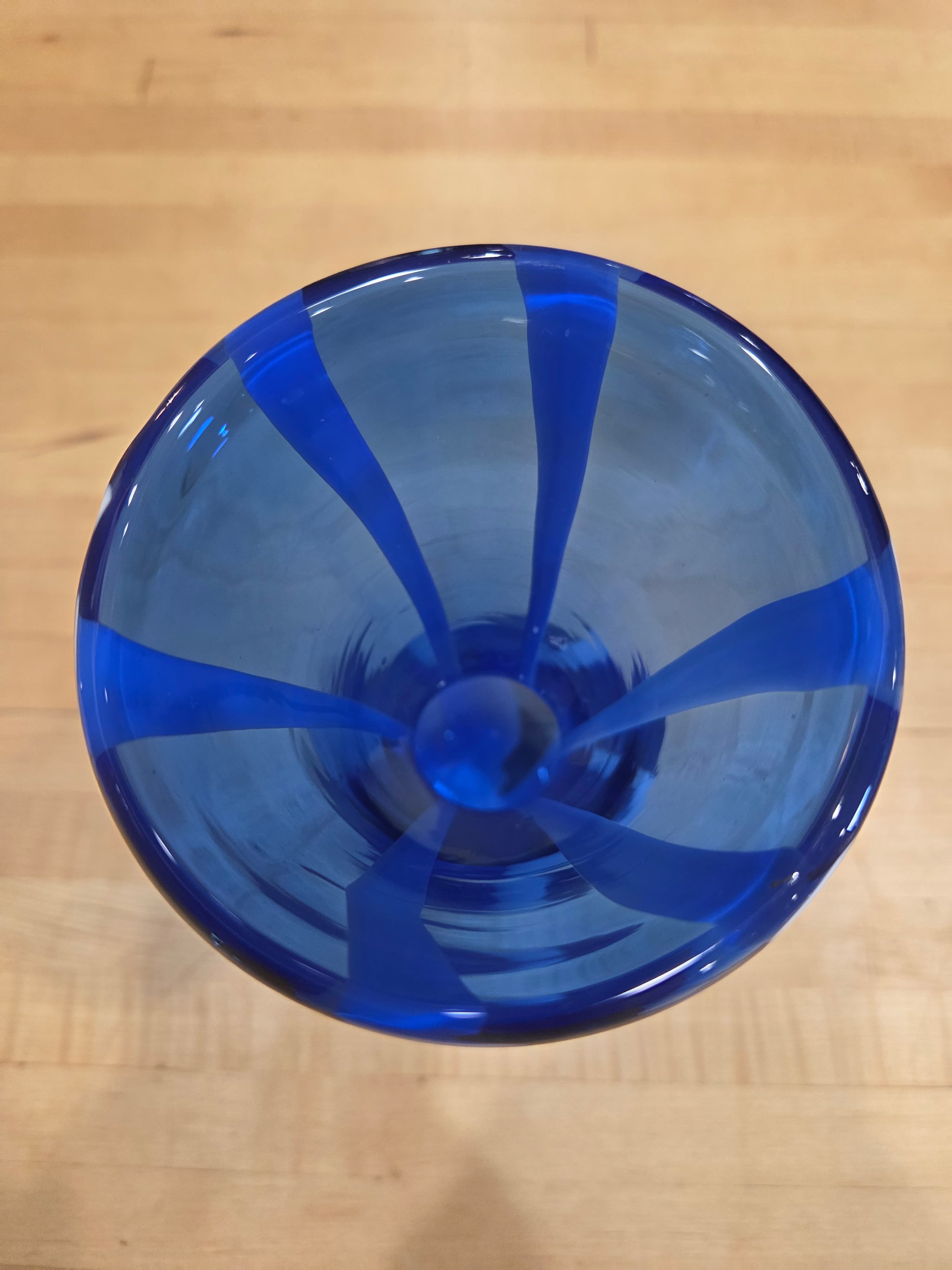 Vintage Cobalt Blue and White Swirl Hand Blown Art Glass 8 Inch Hourglass Vase - Thumbnail 2