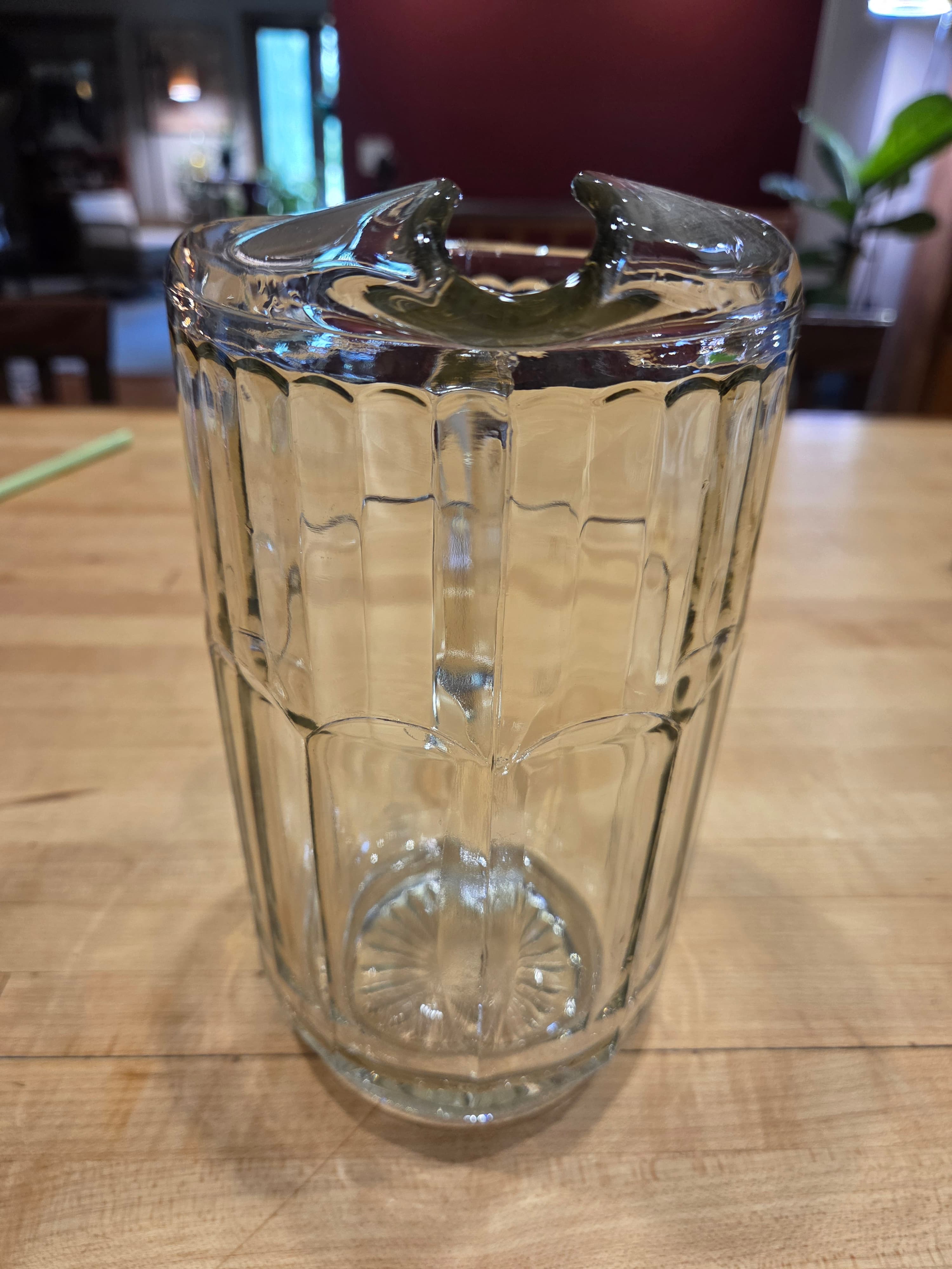 Vintage Anchor Hocking Clear Glass 8 Inch Panel Spoke Bottom Ice Lip Pitcher - Thumbnail 3