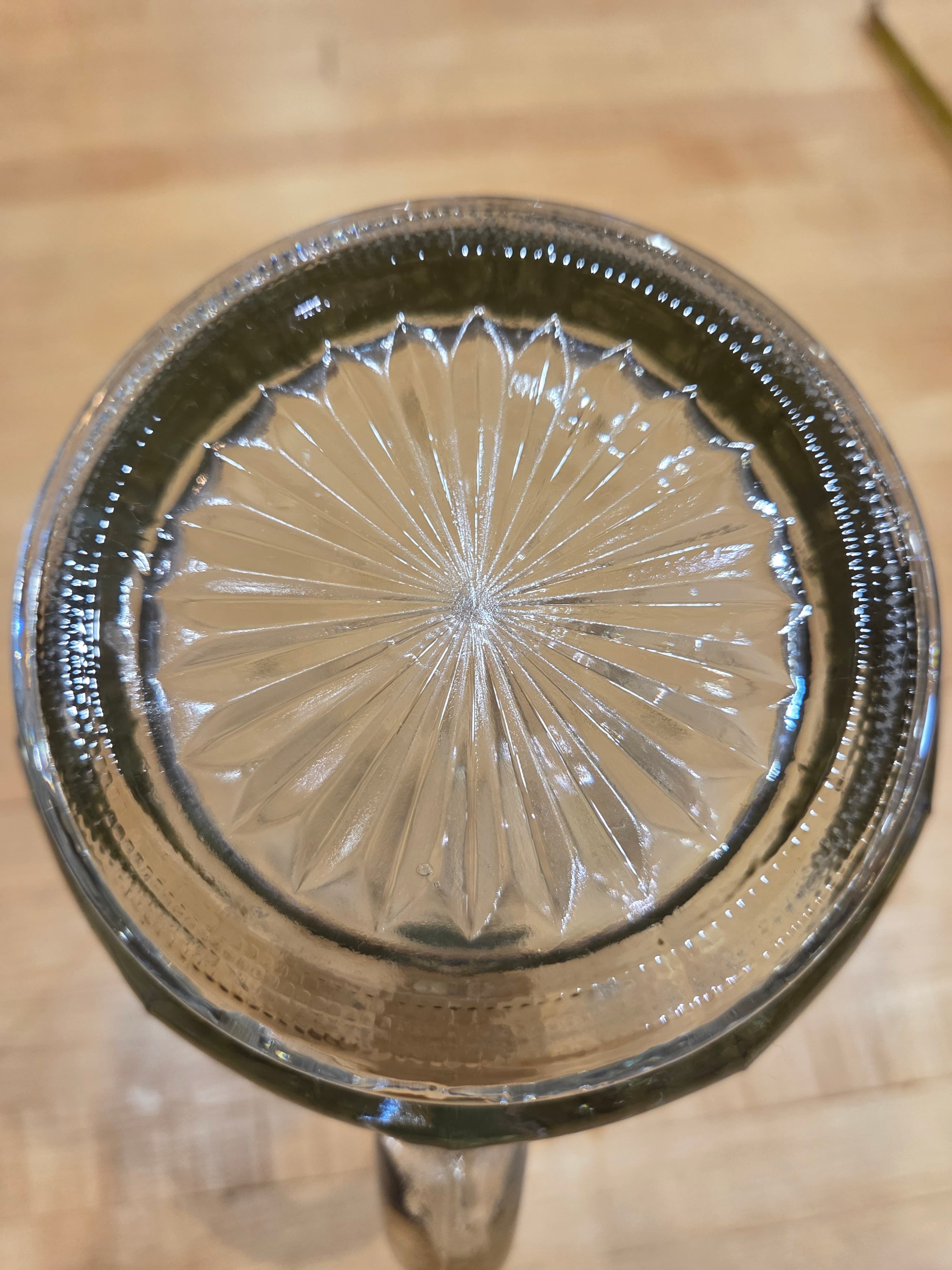 Vintage Anchor Hocking Clear Glass 8 Inch Panel Spoke Bottom Ice Lip Pitcher - Thumbnail 5