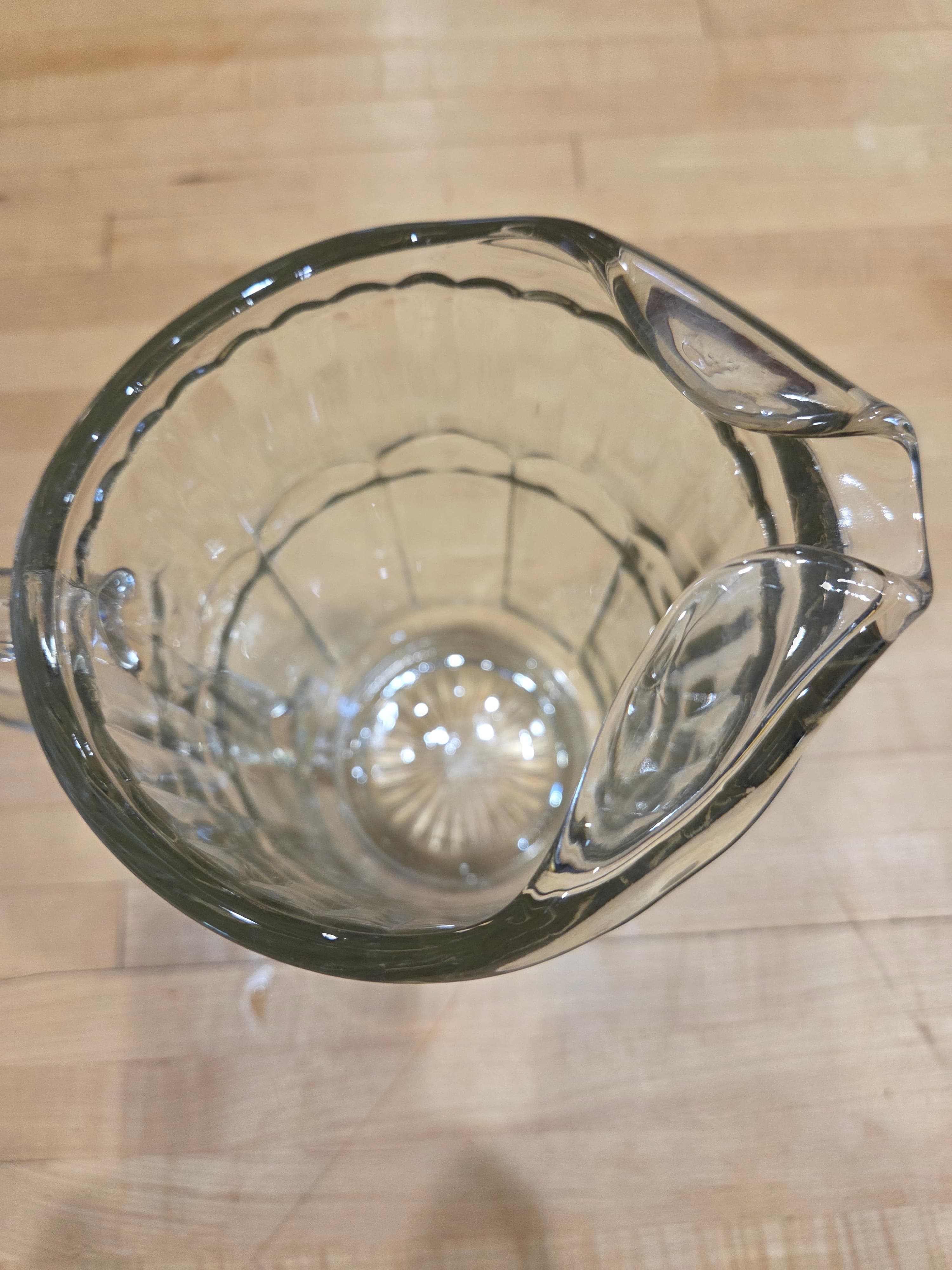 Vintage Anchor Hocking Clear Glass 8 Inch Panel Spoke Bottom Ice Lip Pitcher - Thumbnail 6