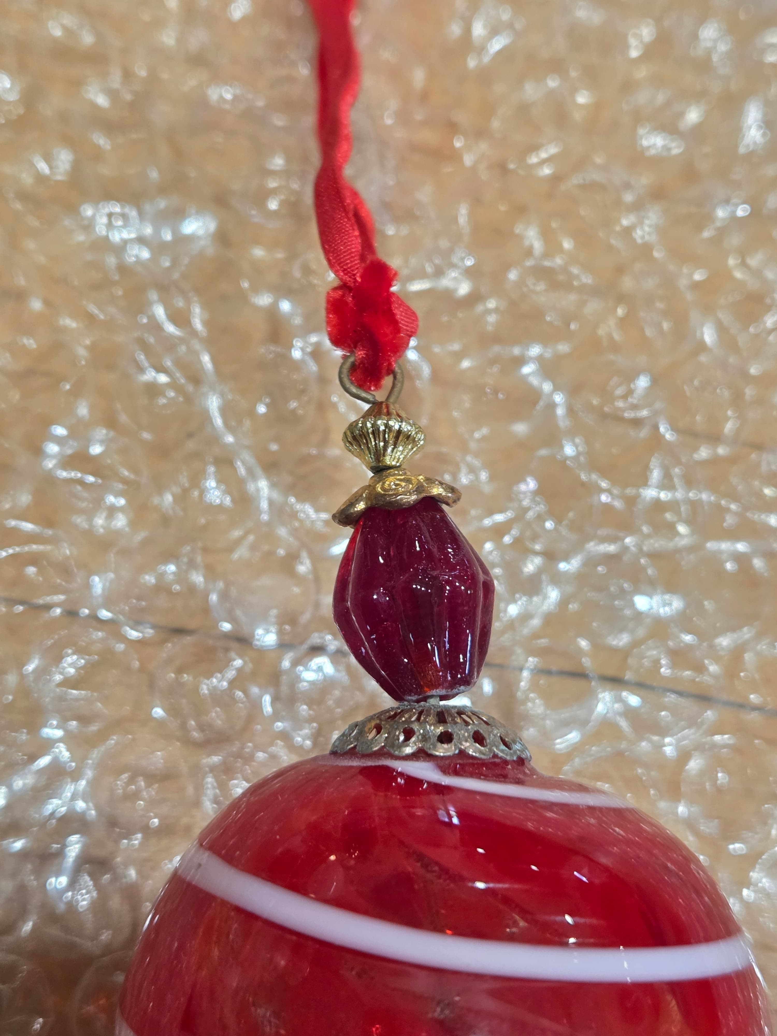 Vintage Murano Style Red Art Glass Striped Pendant Ornament Metal Filigree Heart - Thumbnail 2