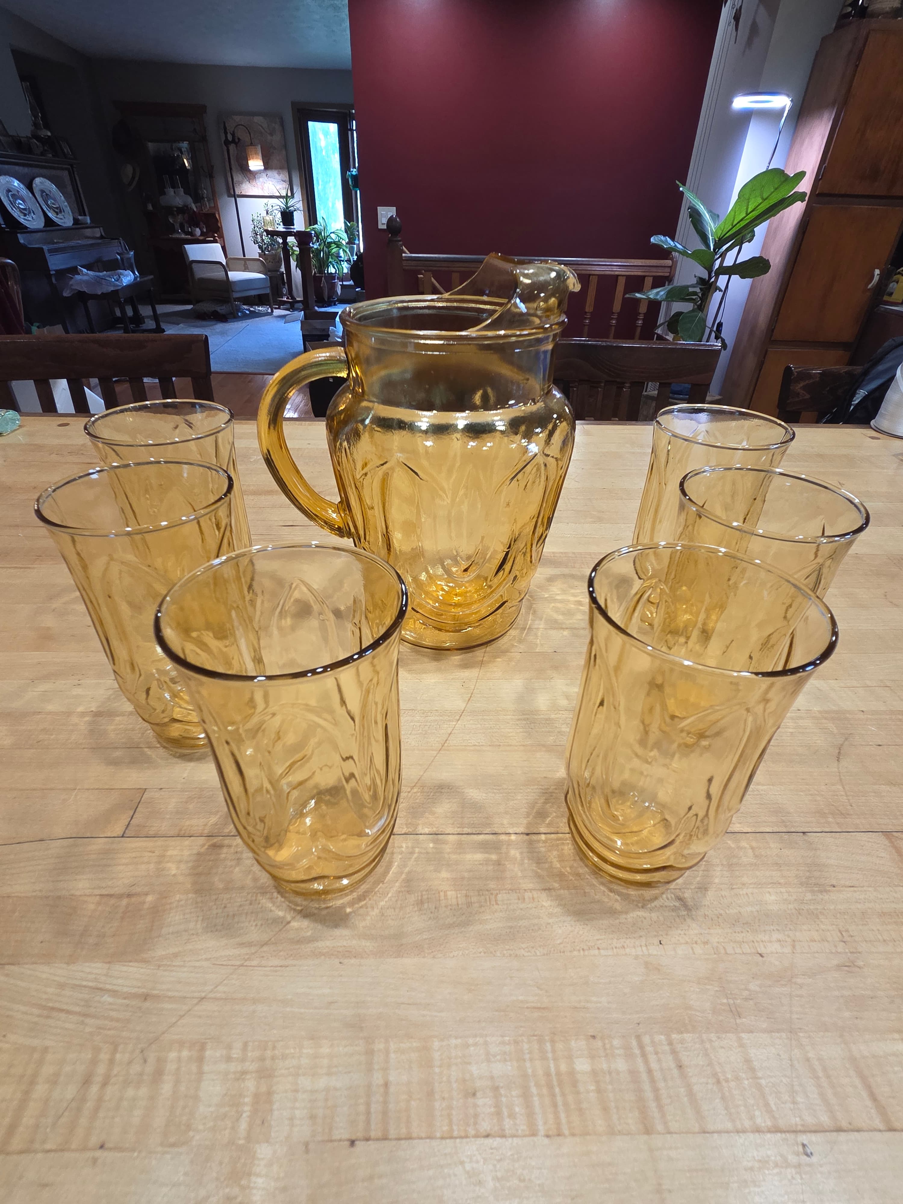 Vintage Indiana Glass Amber Mt Vernon Pitcher and 6 Tumblers Beverage Set