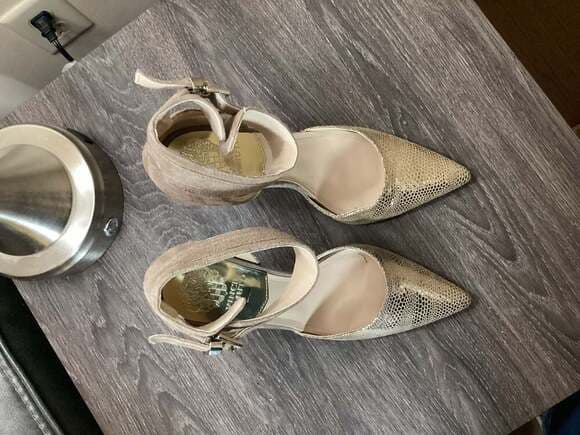 Vince Camuto Gigia Pointed Toe Ankle Strap Pumps Size 8M - Thumbnail 7