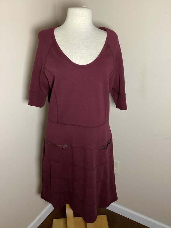 Athleta En Route Short Sleeve Fit & Flare Dress Burgundy XL - Thumbnail 4